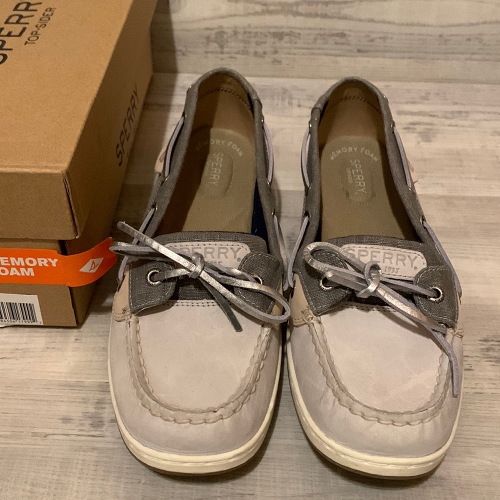 Sperry Angelfish Linen